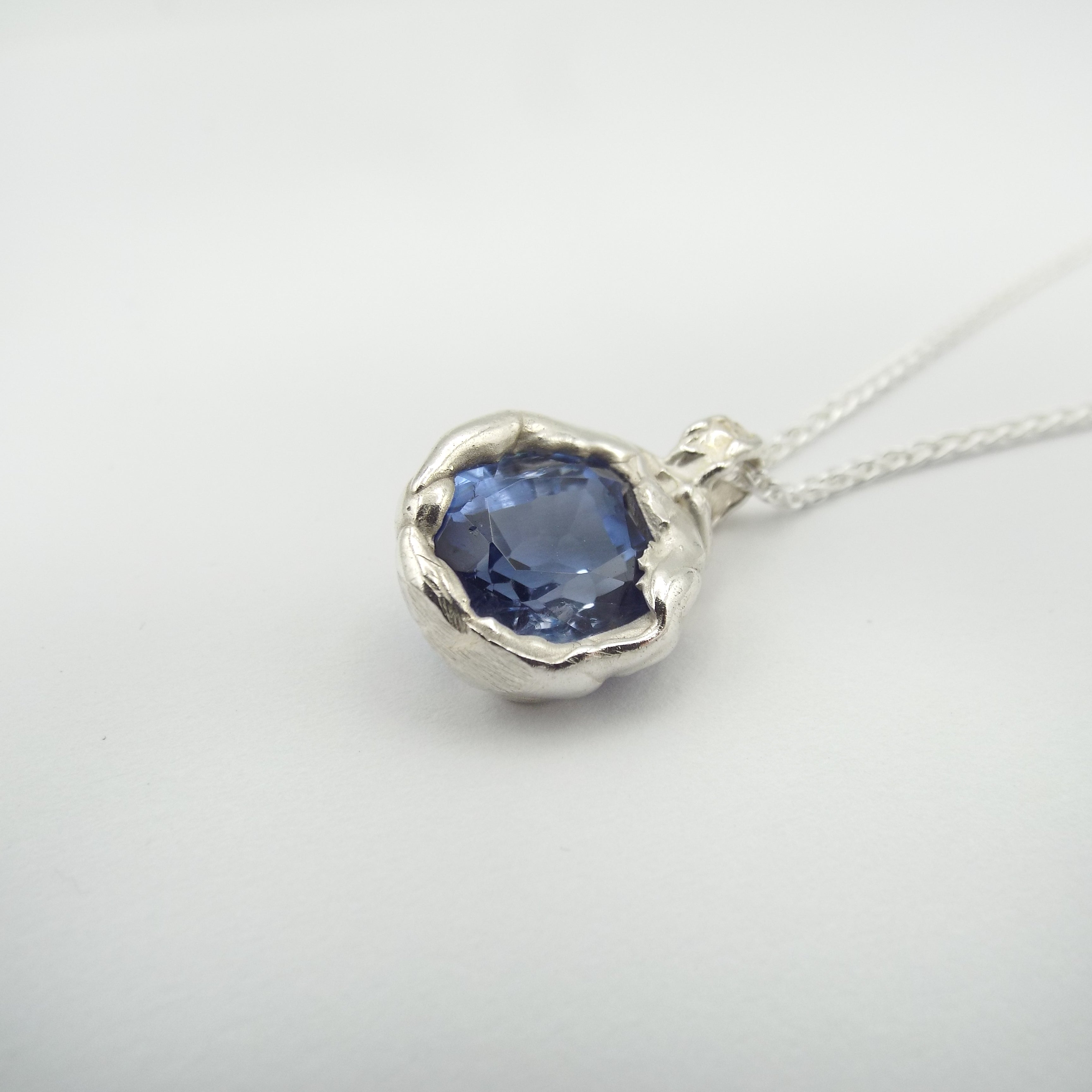 Cornflower Blue Sapphire Pendant